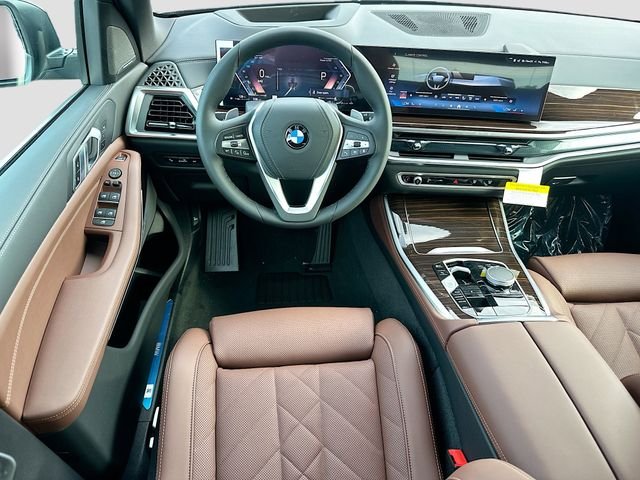 New 2026 Black BMW sDrive40i image 17