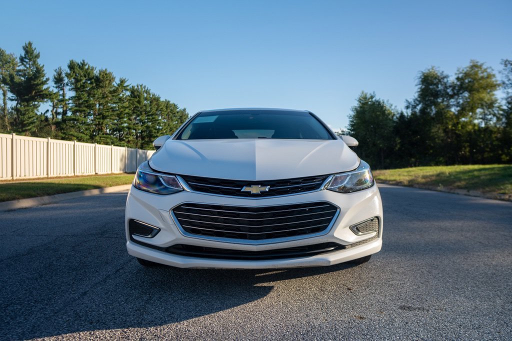 Used 2018 Chevrolet Cruze Premier with VIN 1G1BF5SMXJ7199869 for sale in Schererville, IN