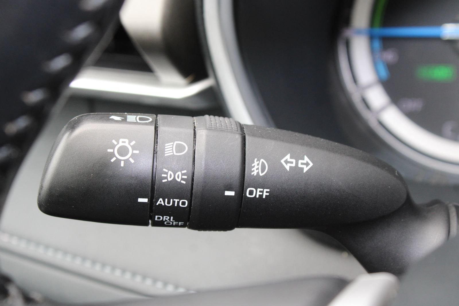 Used 2022 Black Toyota XLE image 29