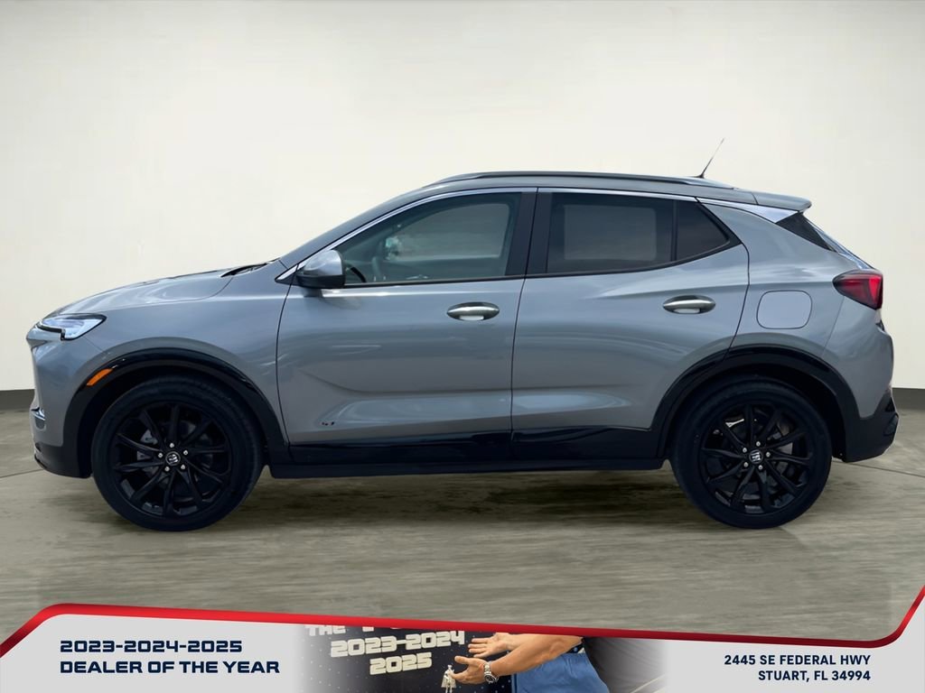 2026 Buick Encore GX Sport Touring - Photo 2