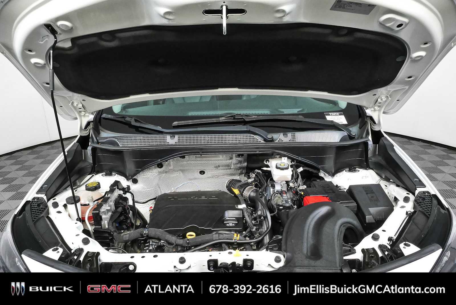 Used 2023 Summit White Buick Preferred image 30