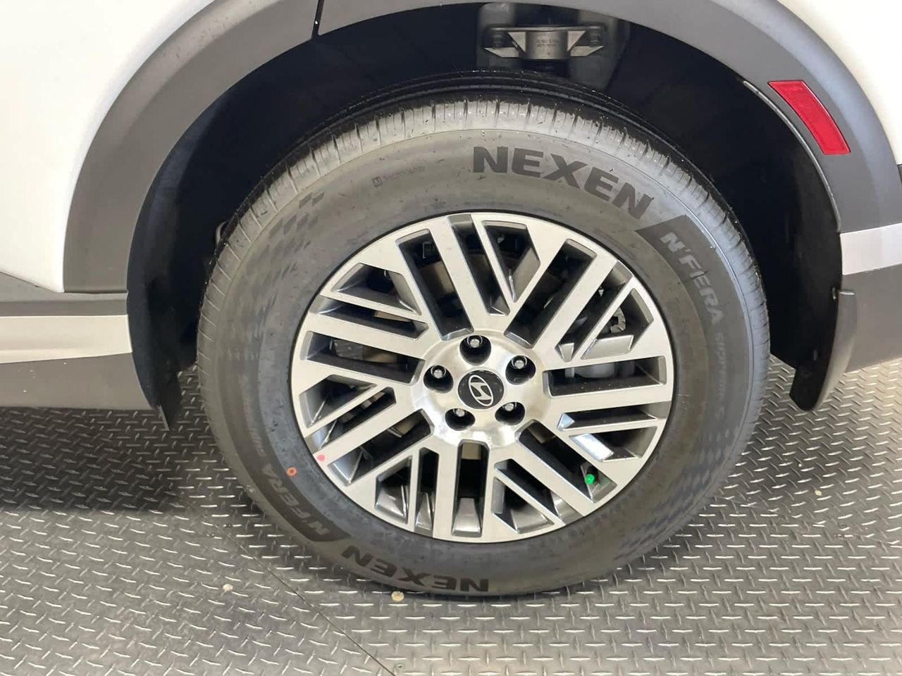 New 2026 Creamy White Pearl Hyundai SEL AWD image 17