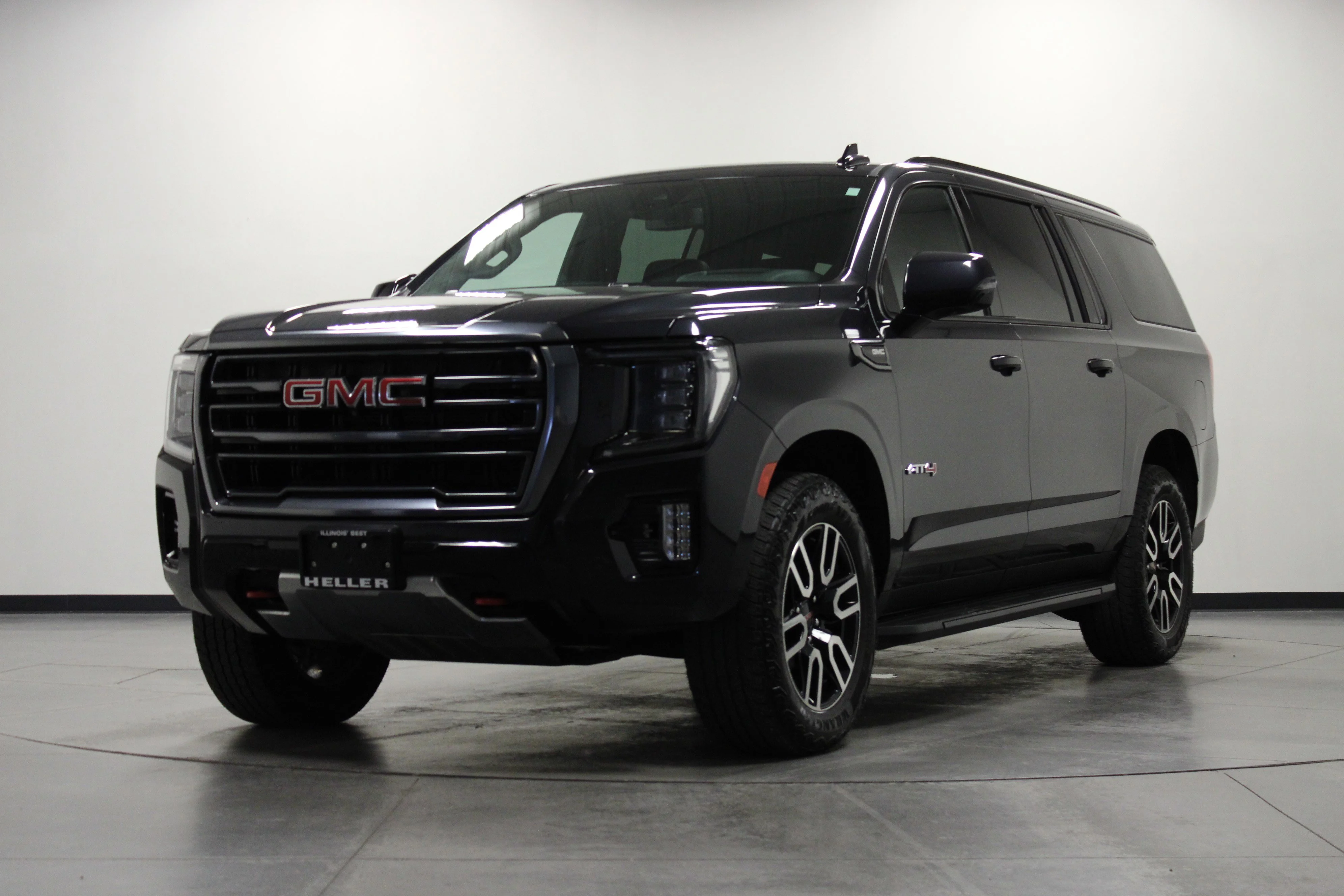 Used 2024 Titanium Rush Metallic GMC AT4 image 8