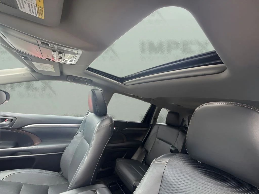 Used 2018 Blue Toyota Limited image 7