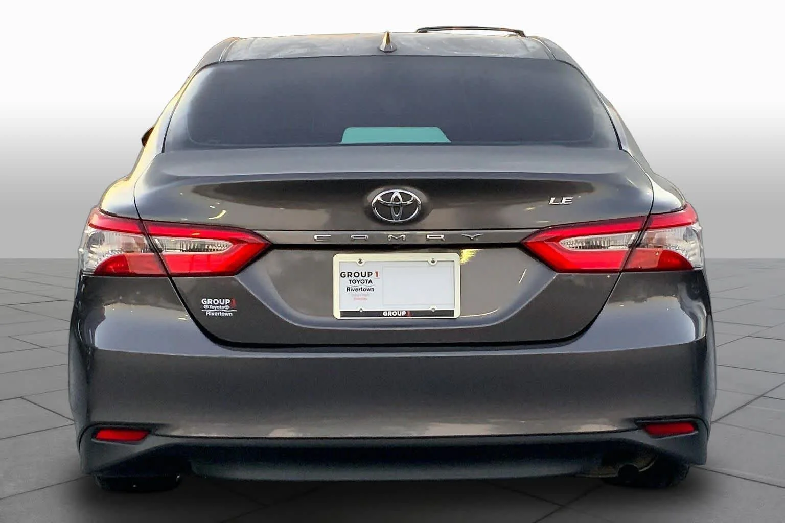 Used 2020 Predawn Gray Mica Toyota LE image 5