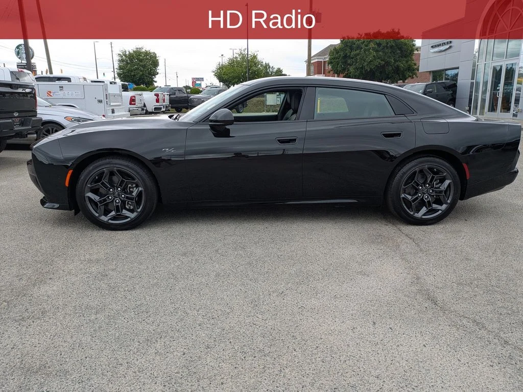 New 2026 Diamond Black Crystal Pearlcoat Dodge R/T Plus image 9