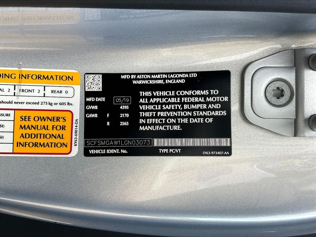 Used 2020  Aston Martin  image 18
