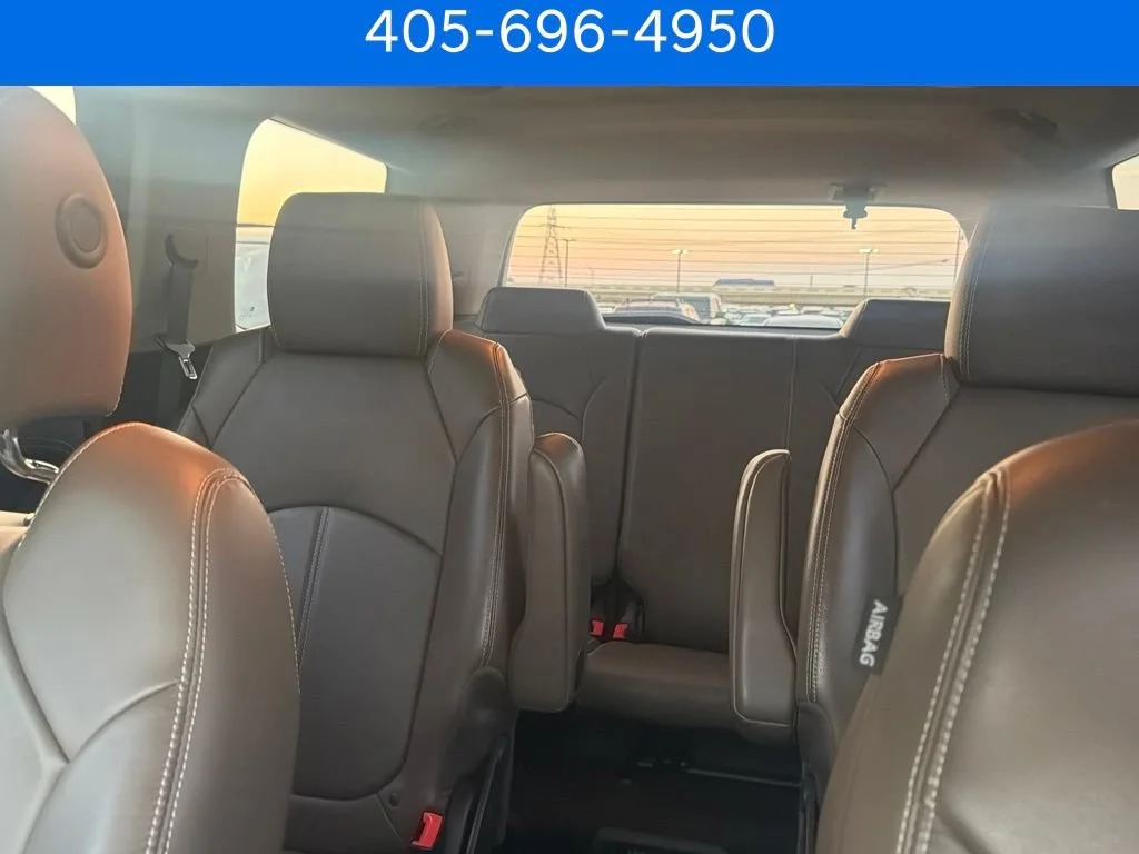 Pre-Owned 2016 GMC Acadia SLT