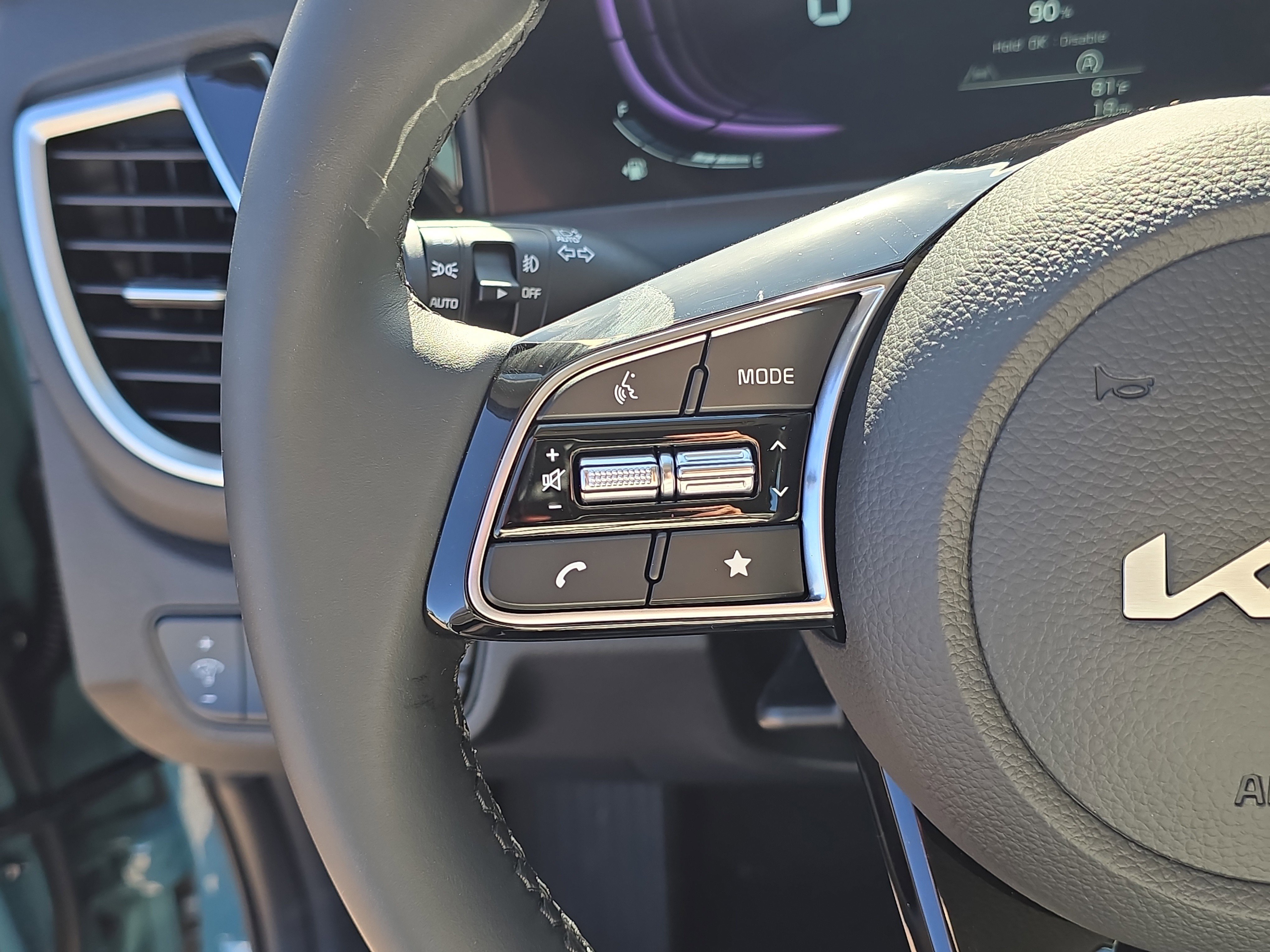 New 2026 Pluton Blue / Black Roof Kia S image 29