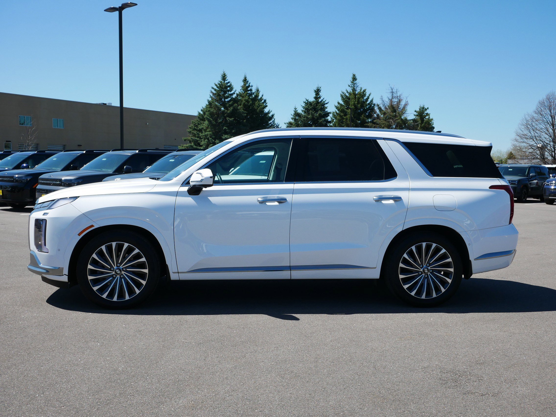 Certified Used 2024 Hyper White Hyundai Calligraphy image 4
