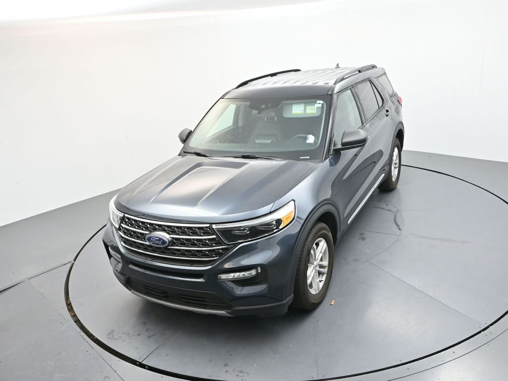 Used 2023 Blue Metallic Ford XLT image 23
