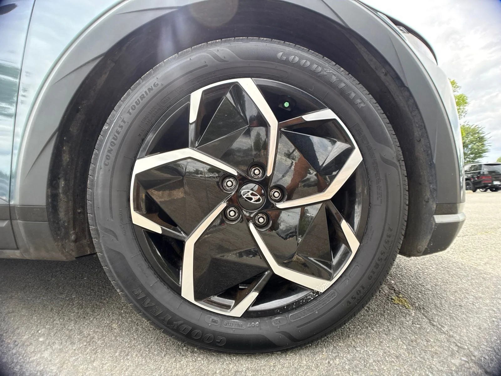 Used 2024 Green Hyundai SEL image 28