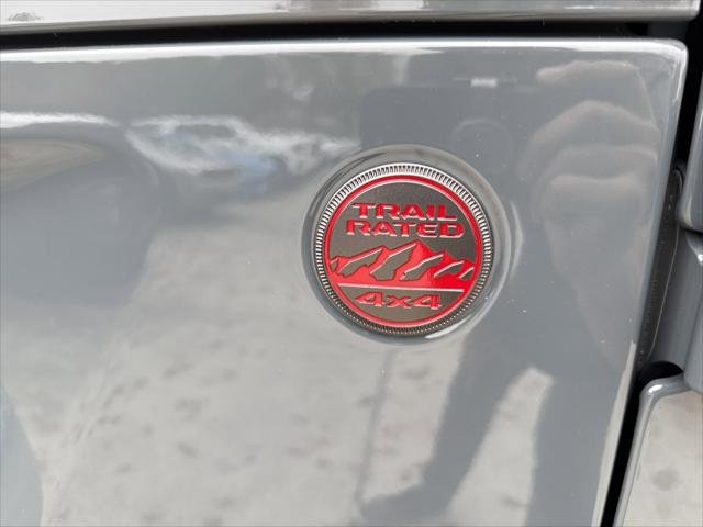 New 2026 Anvil Clear-Coat Exterior Paint Jeep Rubicon image 13