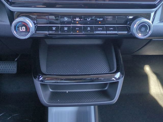 2027 Chevrolet Bolt LT - Photo 16