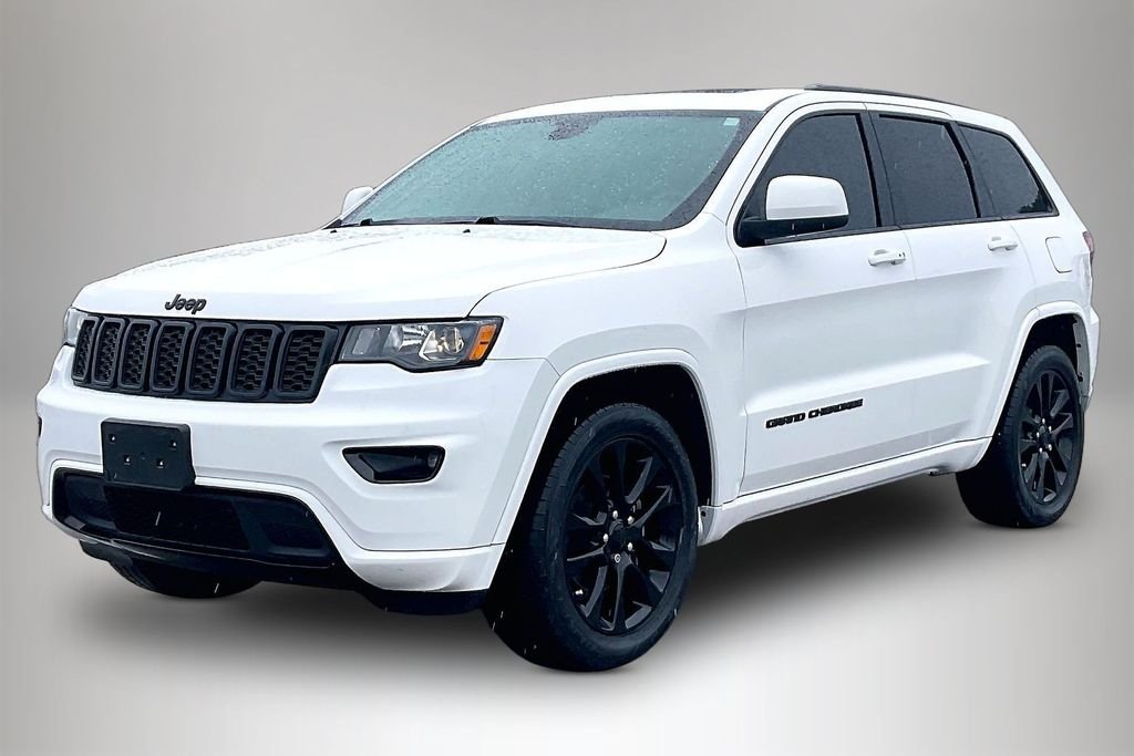 Used 2019 Bright White Clearcoat Jeep Altitude image 2