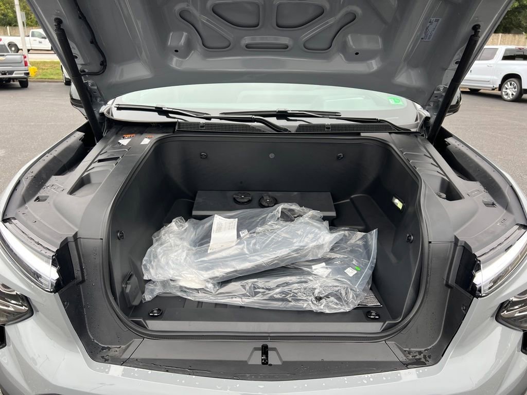 2026 Chevrolet Silverado EV LT - Photo 36