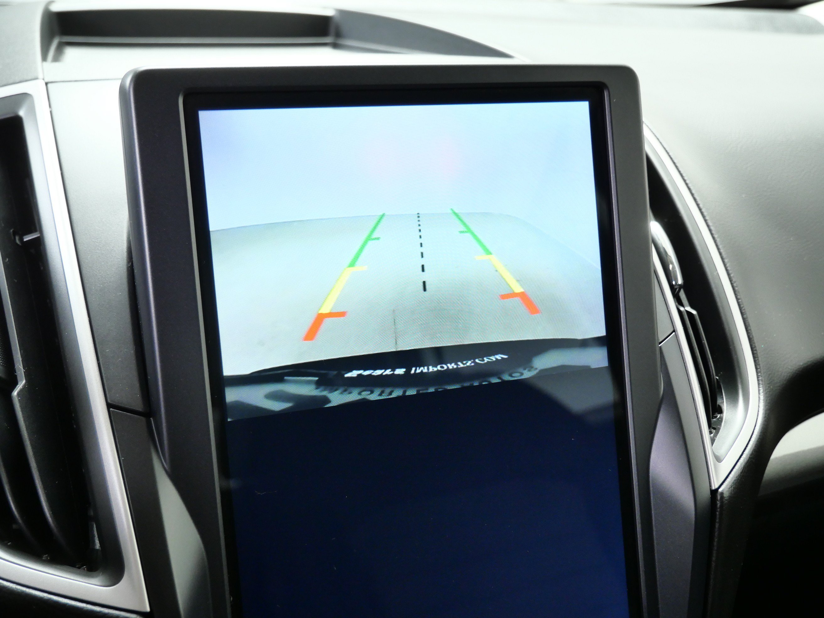 Used 2022 Black Ford SE image 25