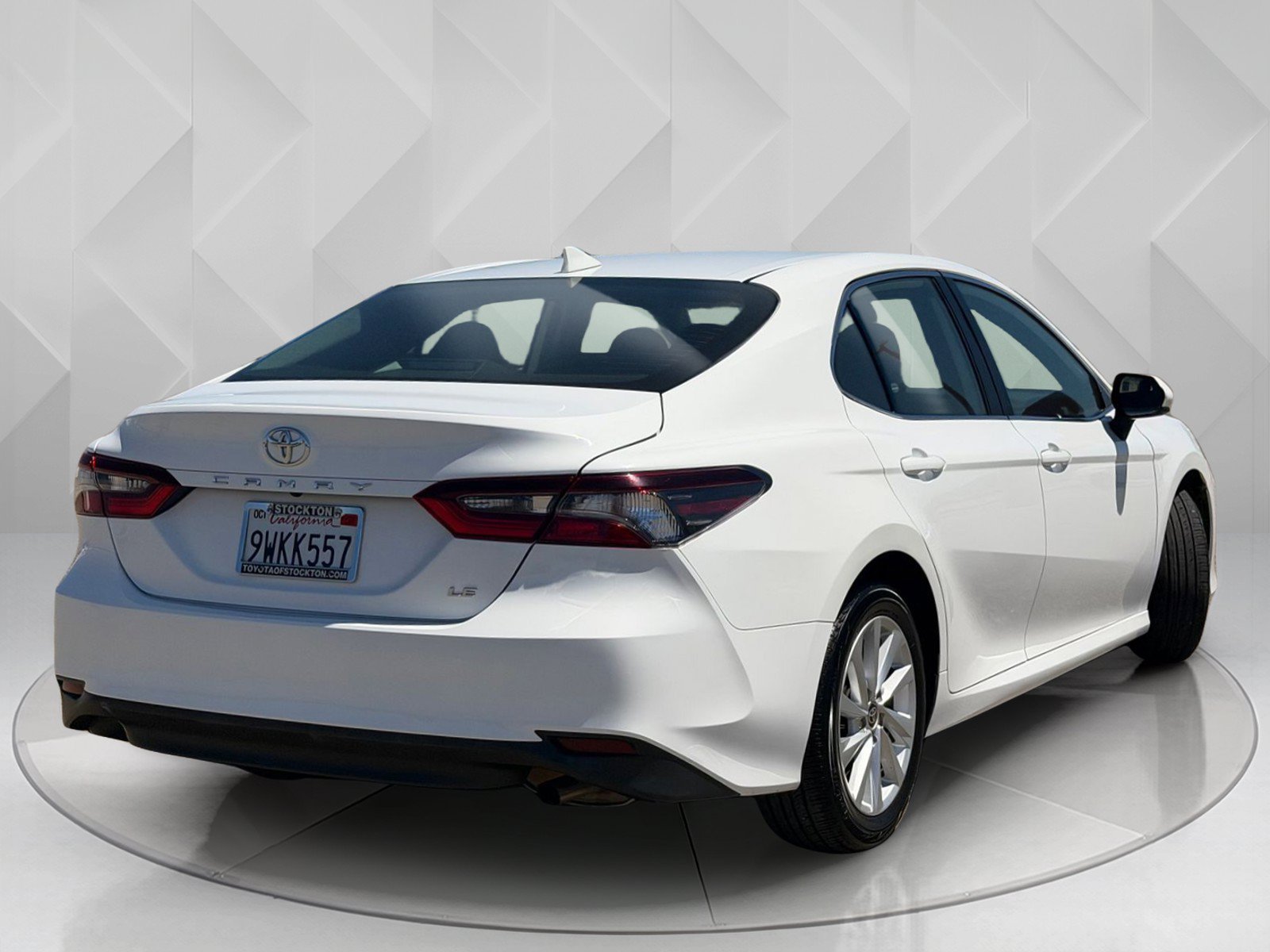 Used 2024 Ice Cap Toyota LE image 8