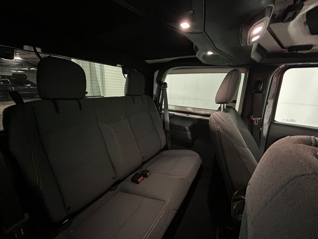 Used 2024 Gray Jeep Sport S image 17
