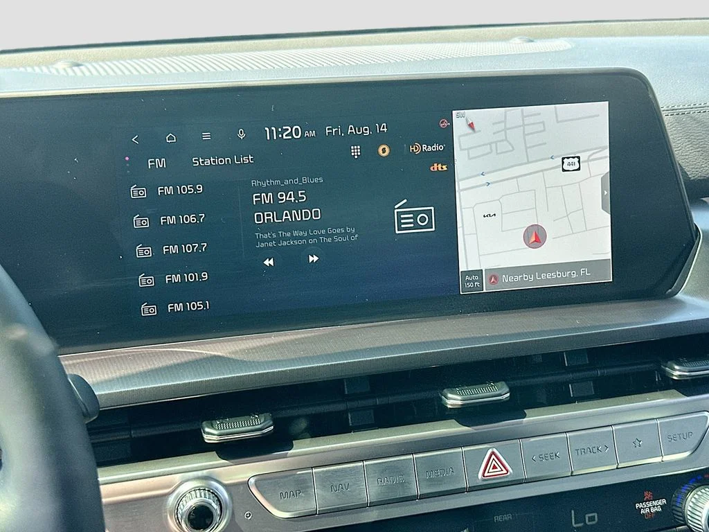 Certified Used 2025  Kia S image 15