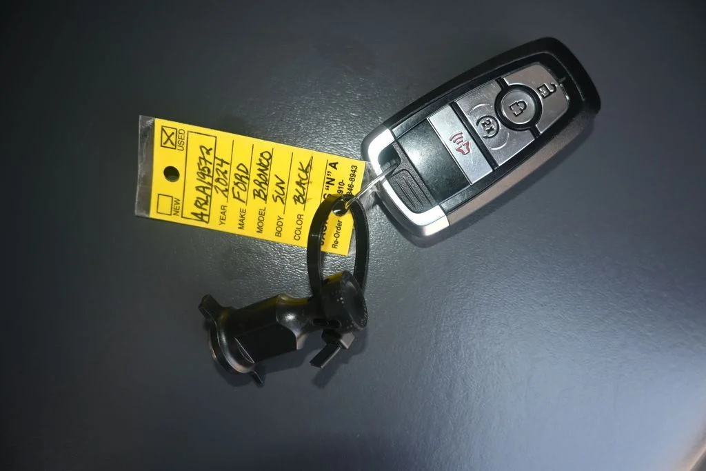 Used 2024 Shadow Black Ford Outer Banks image 30