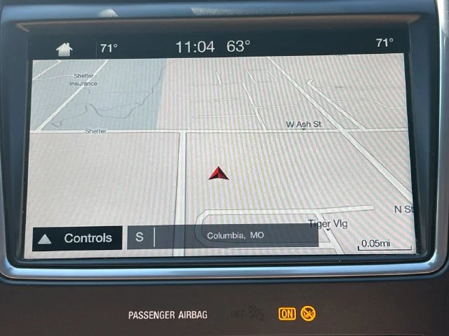 Used 2017 Silver Lincoln Reserve image 35
