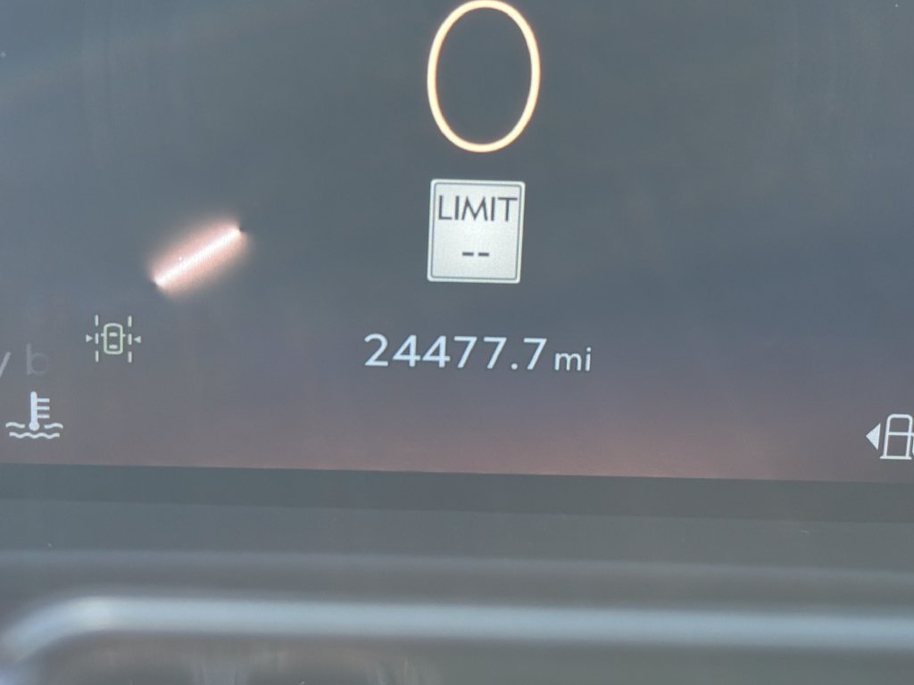 Used 2025 Gray Lincoln Reserve image 20