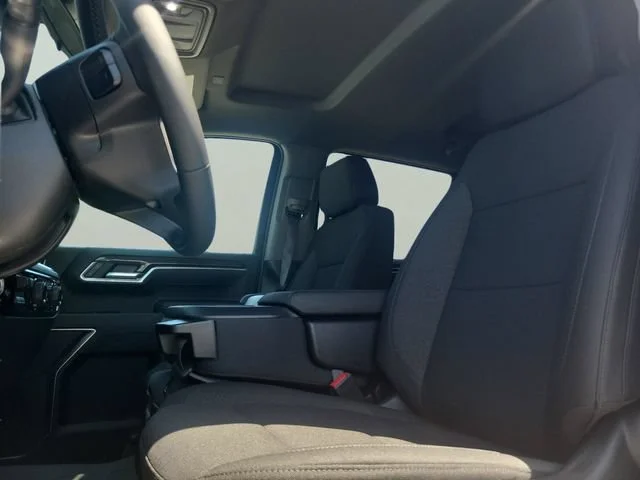 New 2026 Summit White Chevrolet LT image 19