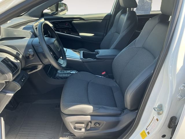 Used 2024 Beige Toyota XLE image 9