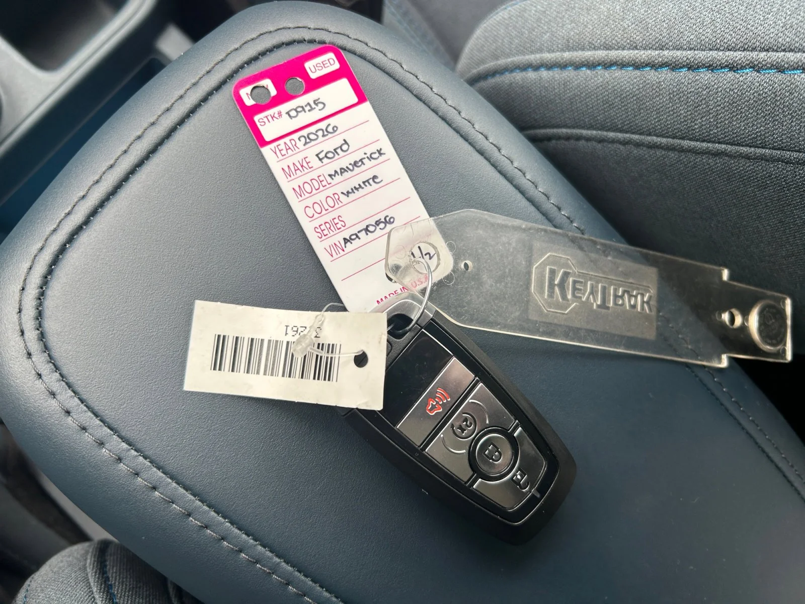 New 2026 Oxford White Ford XLT image 24