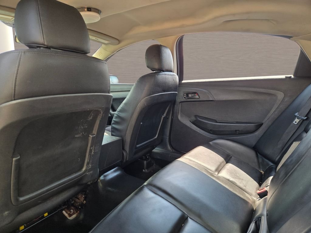 Used 2013 White Chevrolet Police image 16