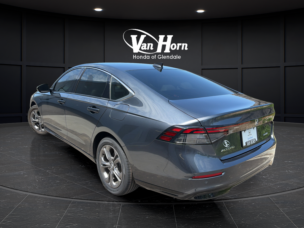 Used 2023 Meteorite Gray Metallic Honda EX-L image 5