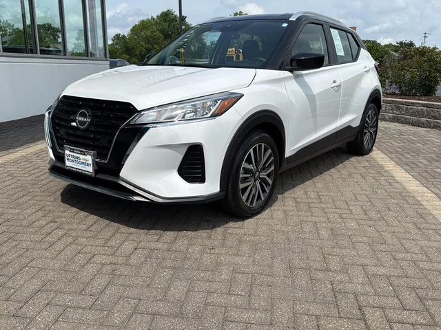 2023 Nissan Kicks SV