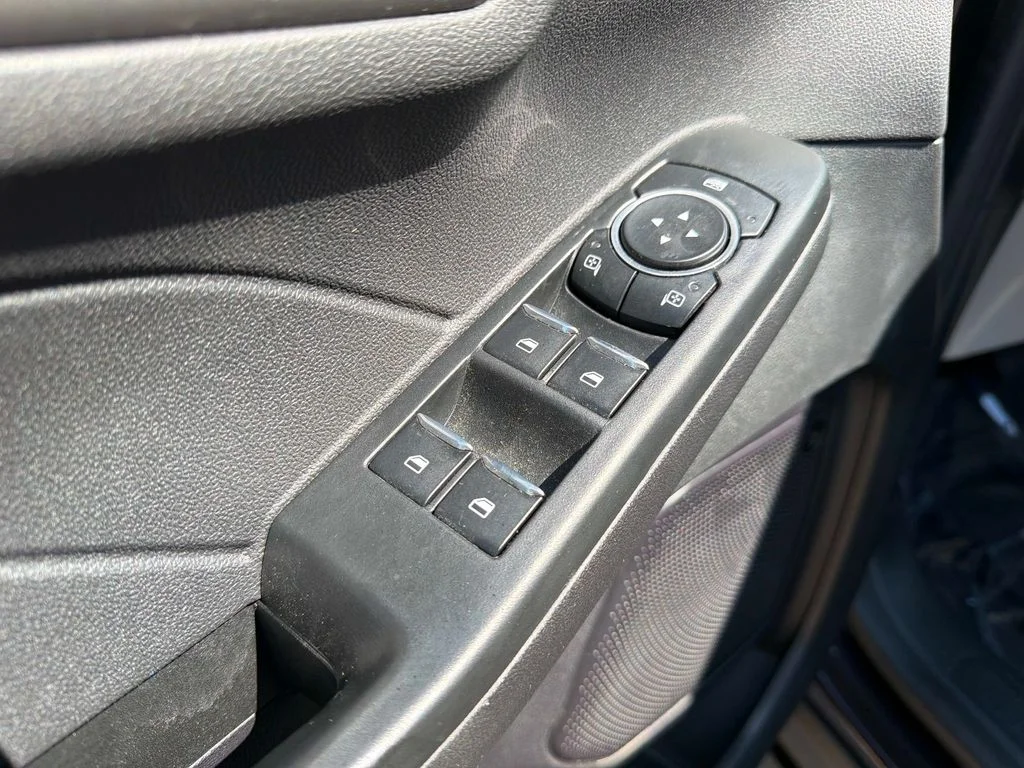 Used 2023 Cinnabar Red Ford Active image 19