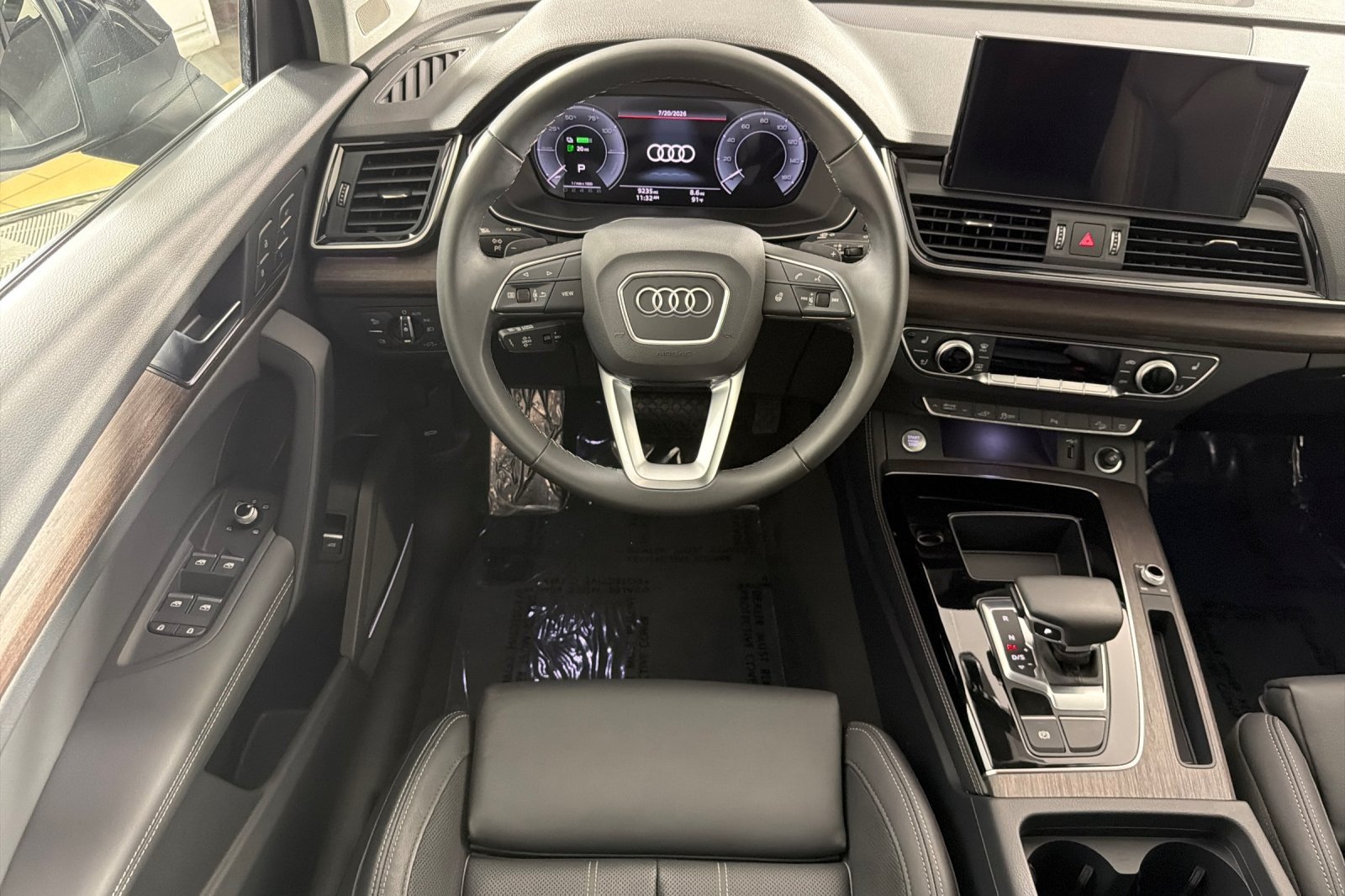 Used 2025 Mythos Black Metallic Audi S line Premium Plus 55 TFSI e quattro image 13