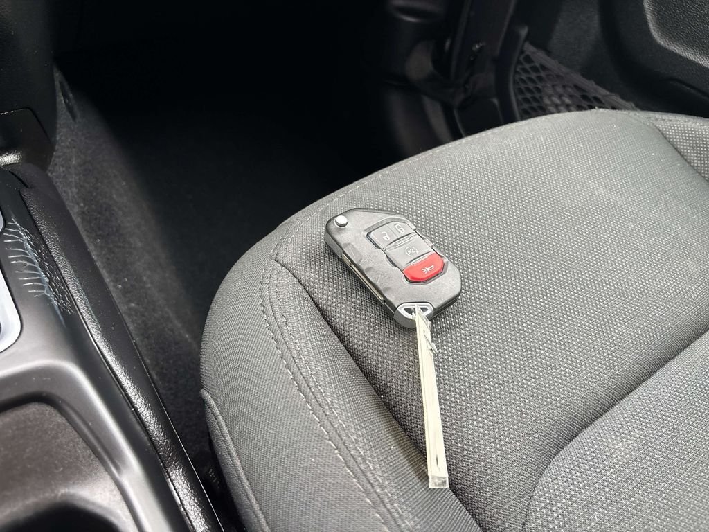 Used 2020 Gray Jeep Sport S image 28