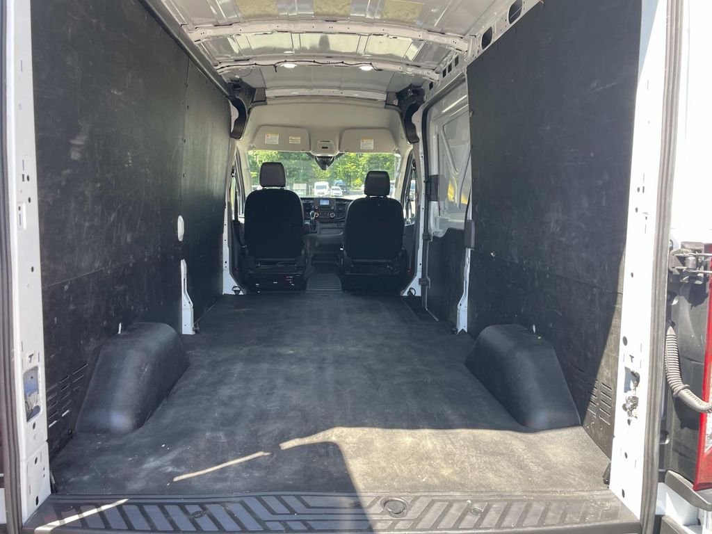 Used 2025 White Ford Base image 6