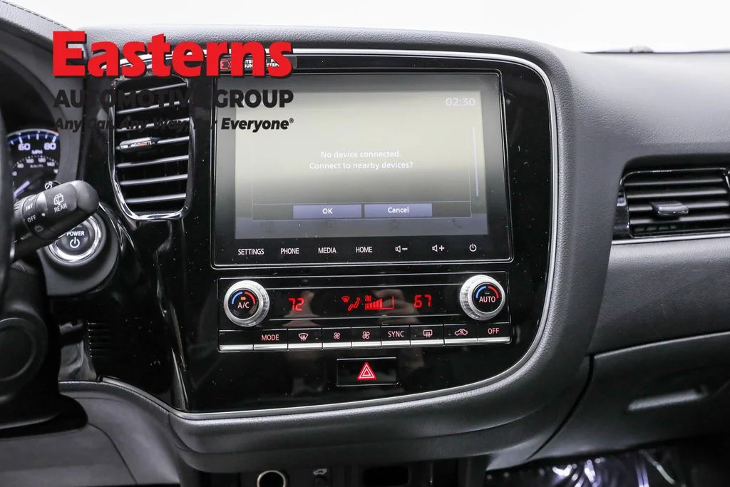 Used 2021 Black Mitsubishi SEL image 12