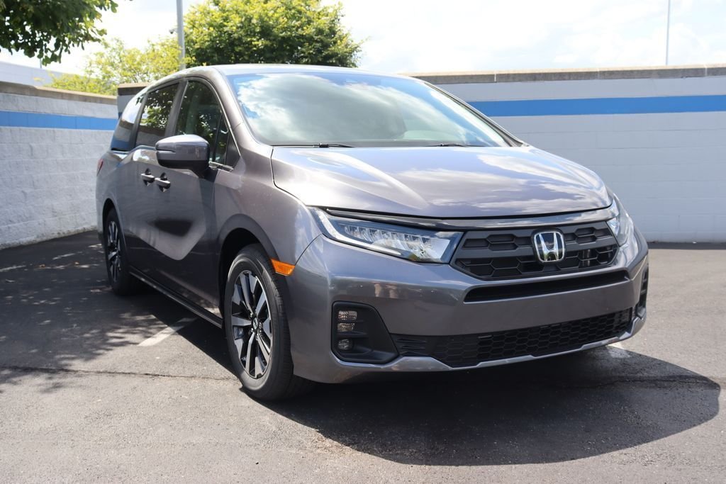 Used 2026 Modern Steel Metallic Honda EX-L image 7