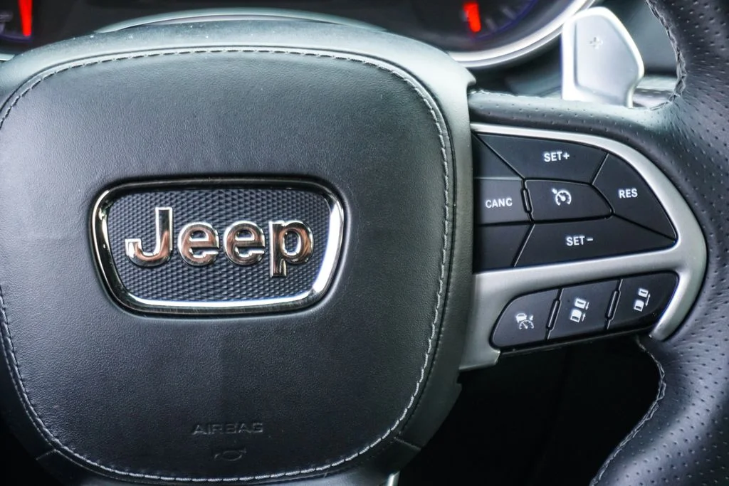 Used 2018 Black Jeep Trackhawk image 12