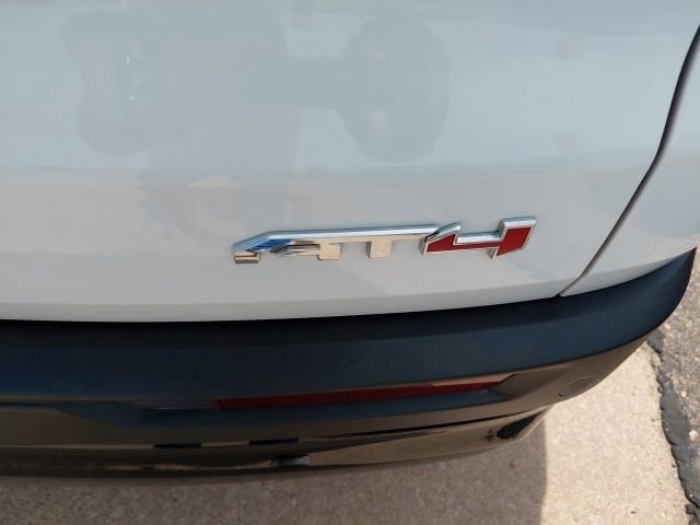 New 2026 Summit White GMC AT4 image 33