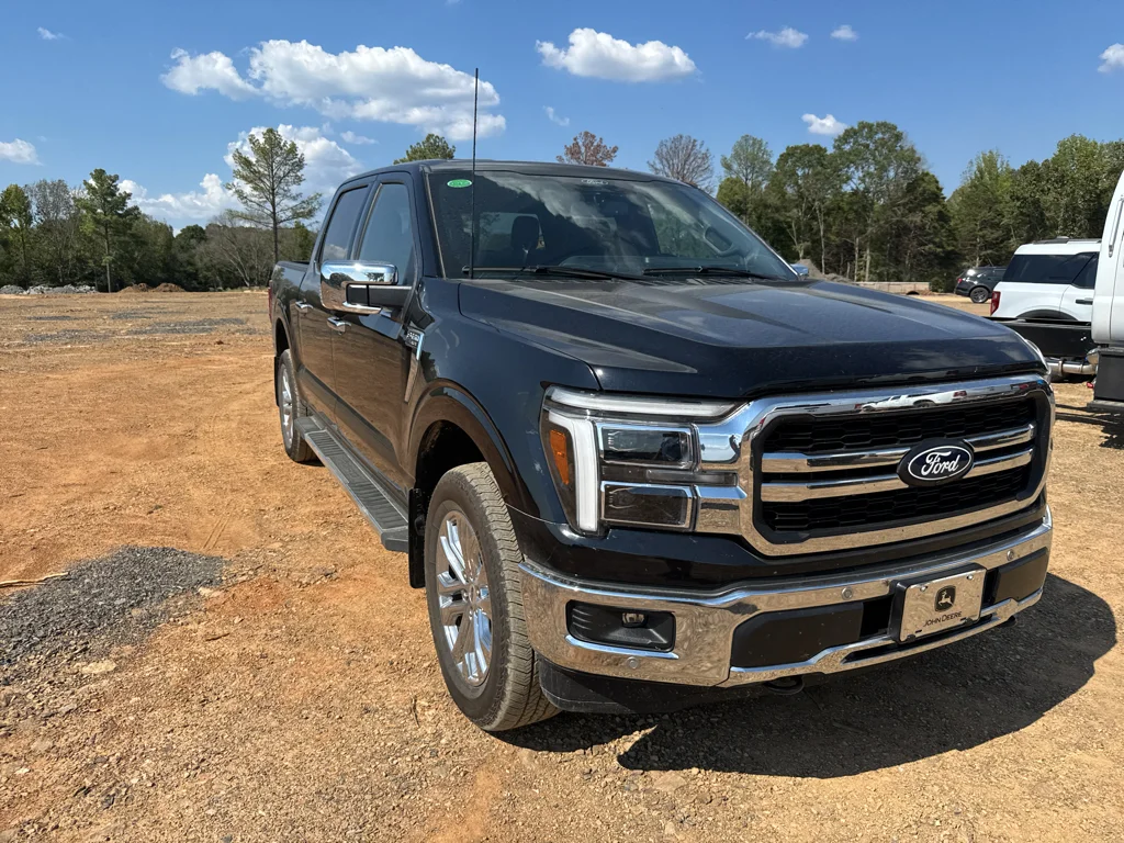 Certified Used 2025 Agate Black Metallic Ford LARIAT image 3