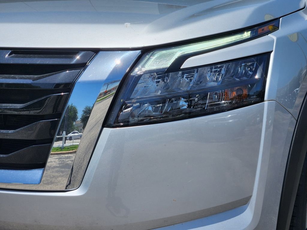 Certified Used 2025 Silver Nissan SV image 8