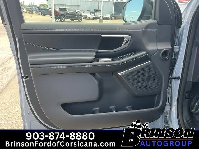 New 2027 Glacier Gray Metallic Tri-Coat Ford Platinum image 31