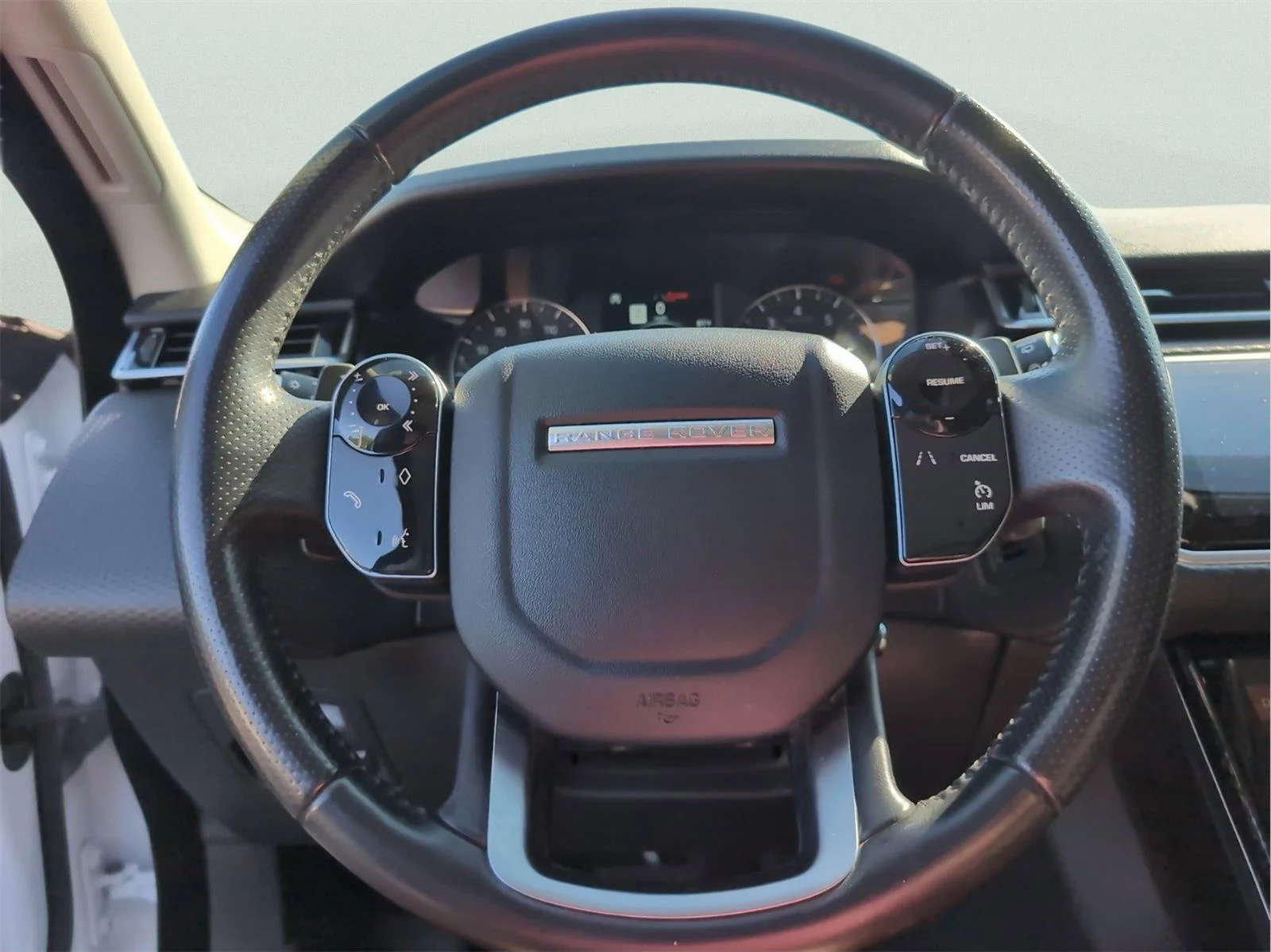 Used 2020 Fuji White Land Rover S image 23