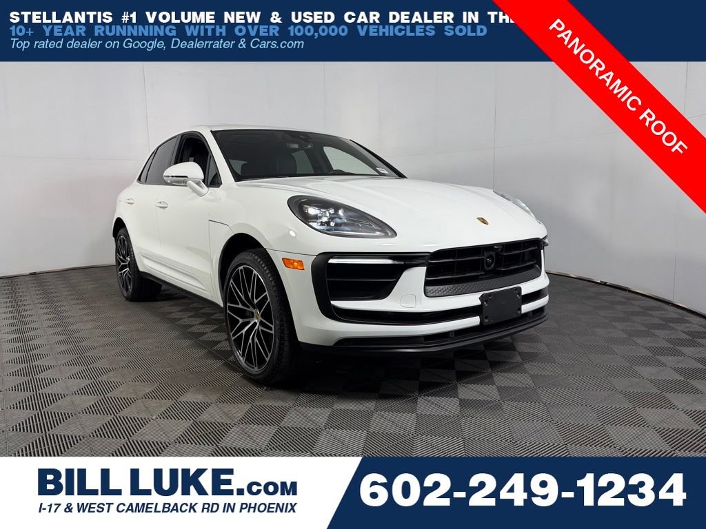 2025 Porsche Macan -'s photo