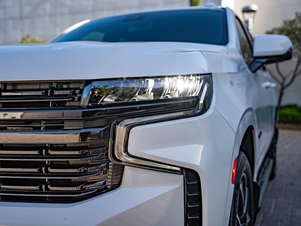 Used 2024 Summit White Chevrolet RST image 13