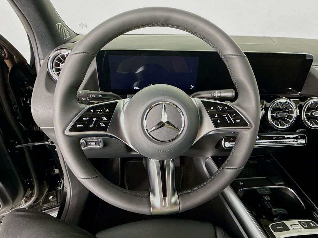 Used 2026 Black Mercedes-Benz GLA 250 image 12