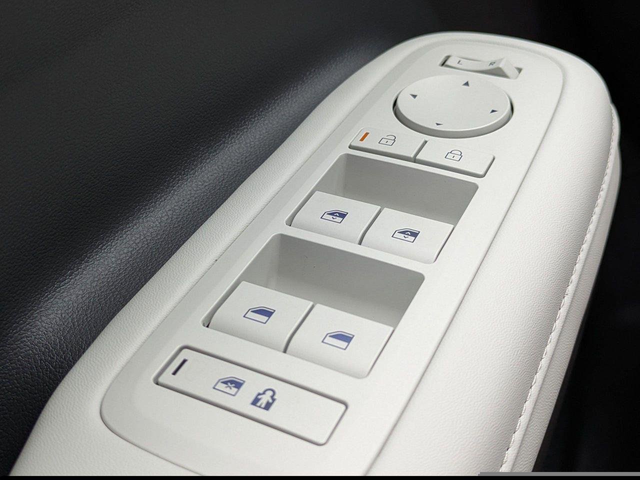 New 2026 Hampton Gray Hyundai SEL image 78