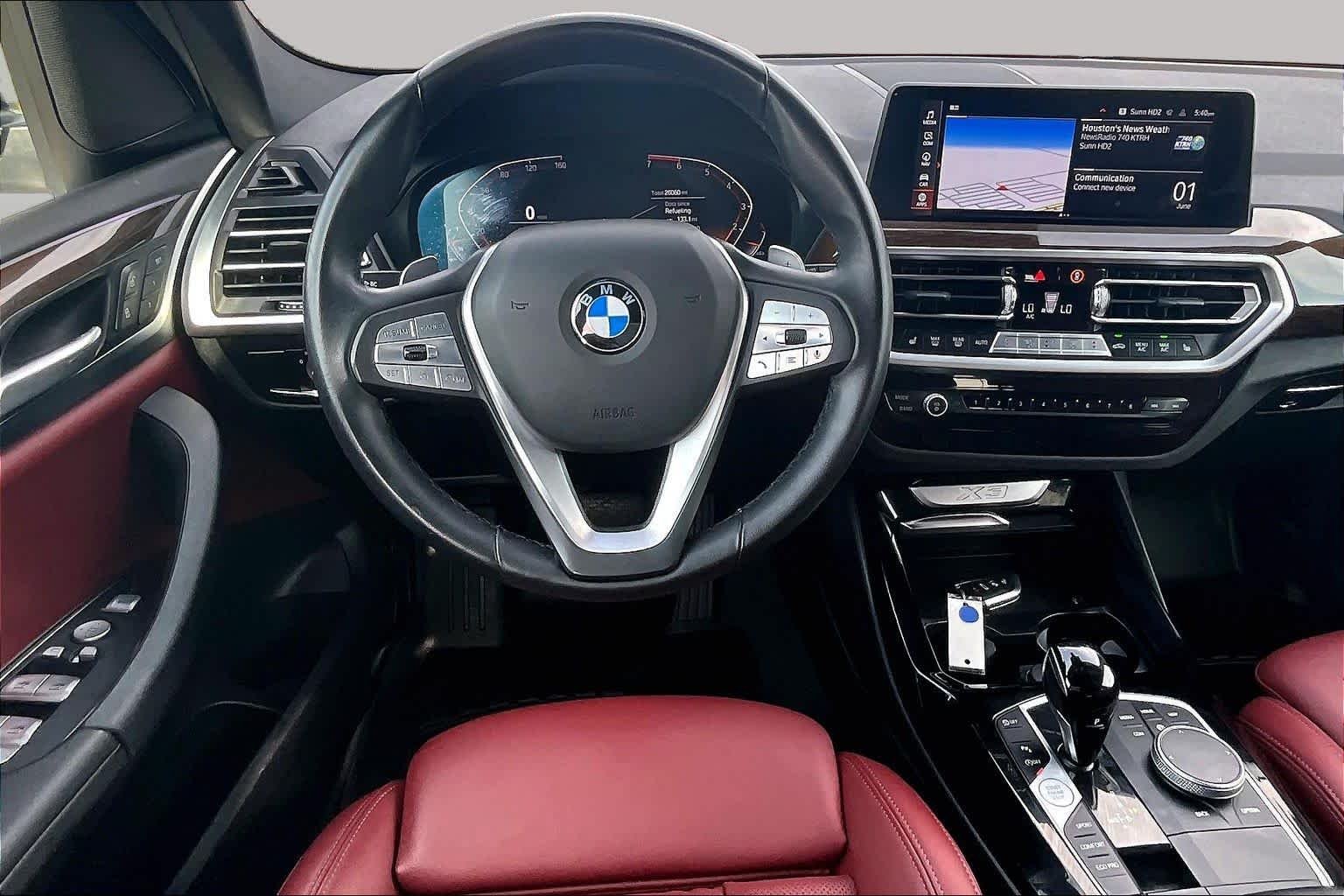 Used 2023 Alpine White BMW sDrive30i image 5